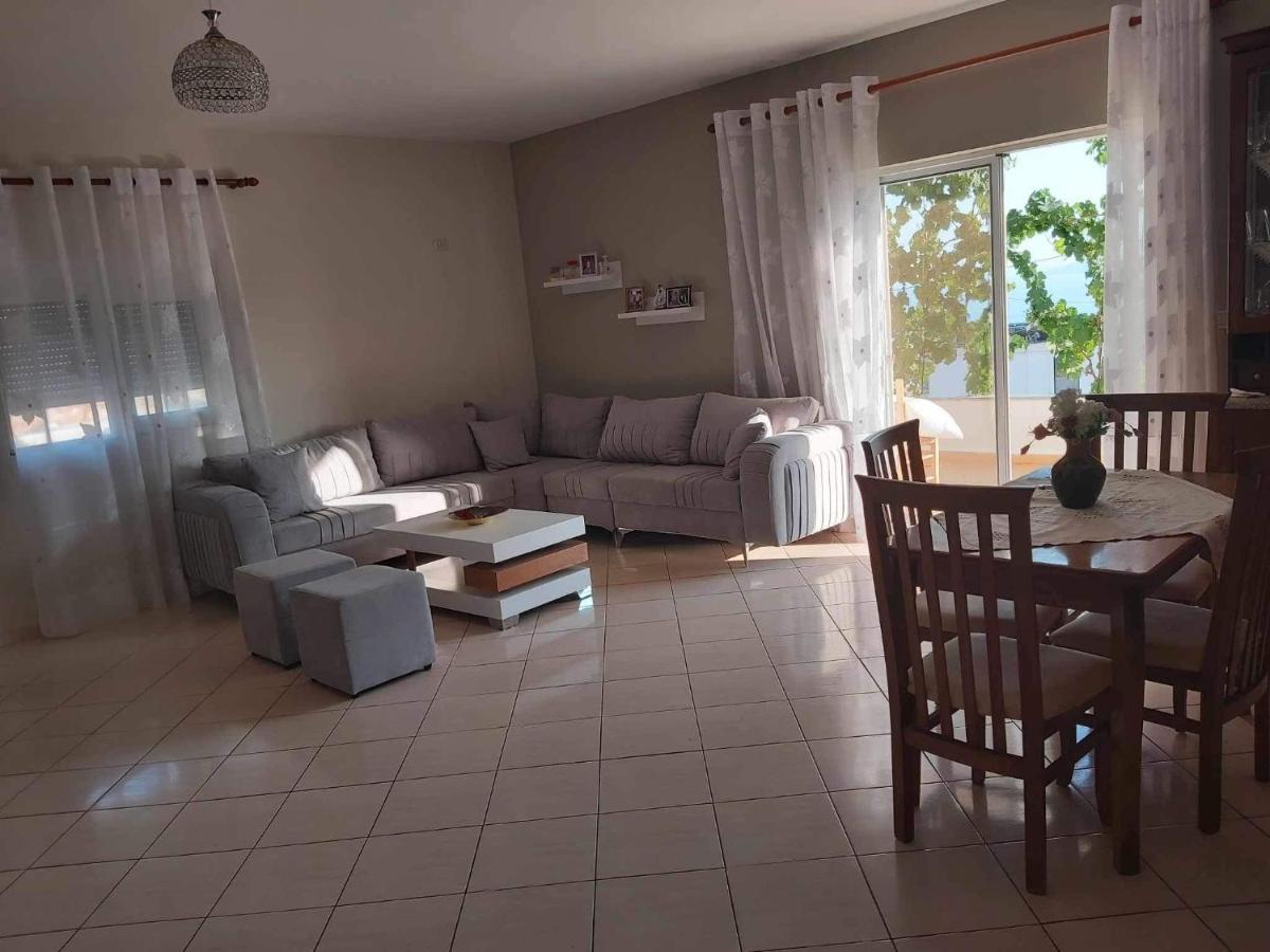 White Panorama Apartment ซารานเดอ ภายนอก รูปภาพ